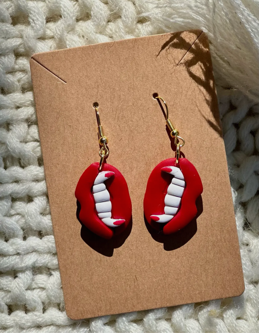 Vampire dangle