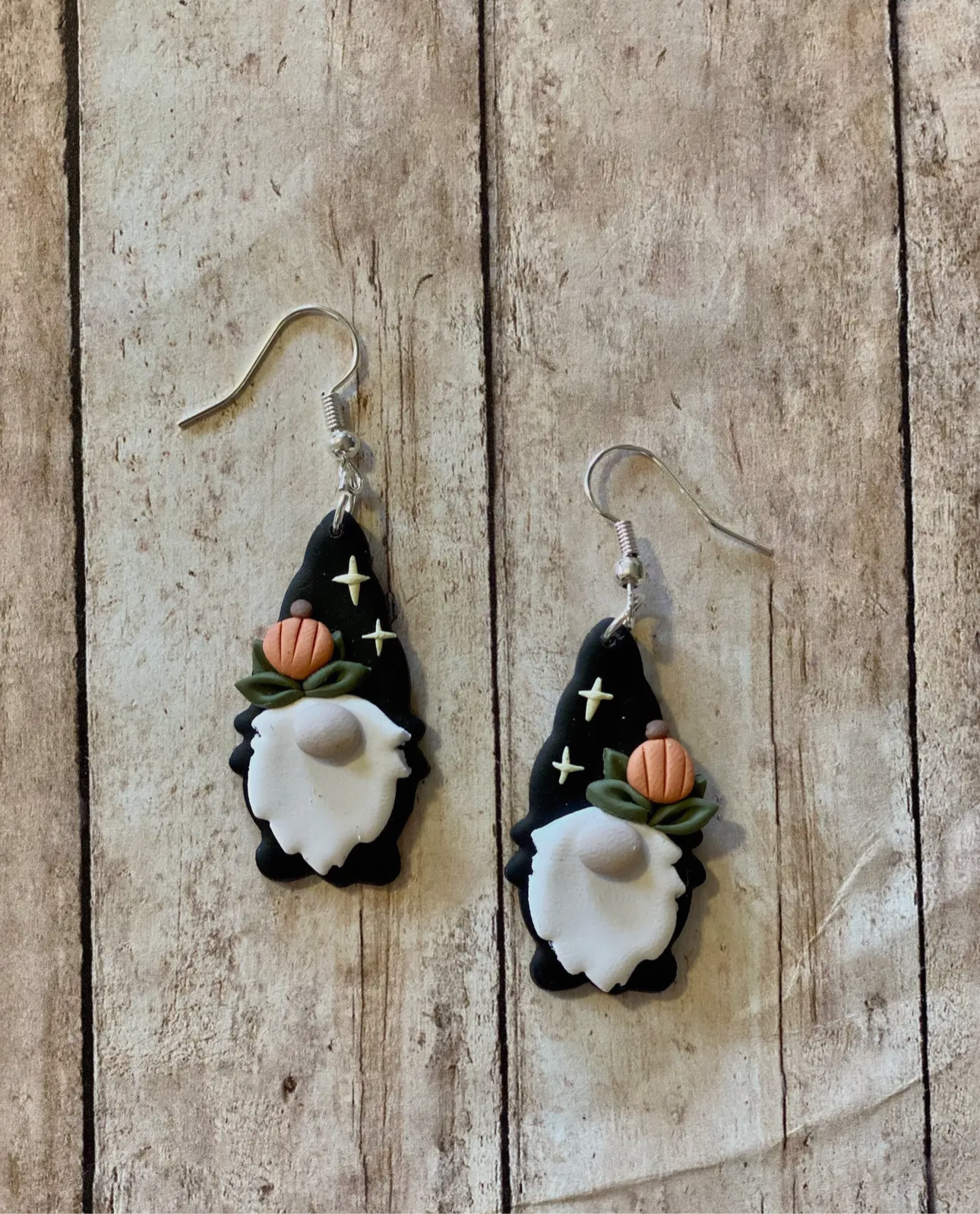 Pumpkin gnome dangle